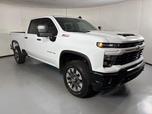 2024 Chevrolet Silverado 2500 Custom
