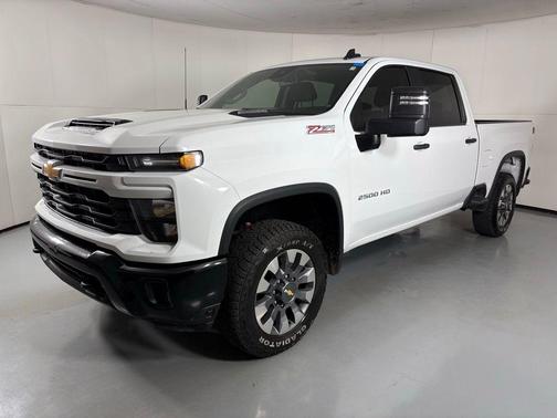 2024 Chevrolet Silverado 2500 Custom