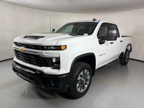 2026 Chevrolet Silverado 2500 Custom