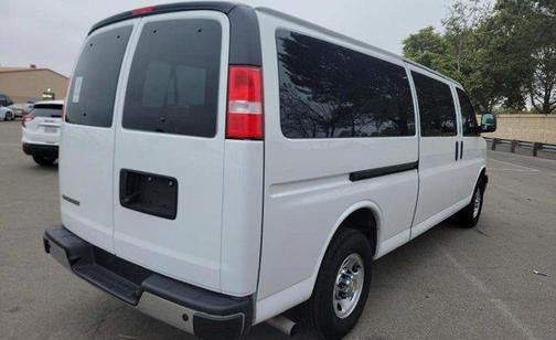2024 Chevrolet Express 3500 LT