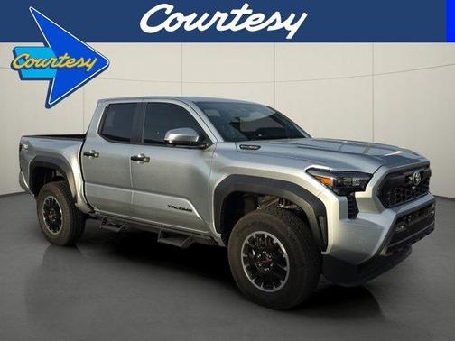 2025 Toyota Tacoma Hybrid TRD