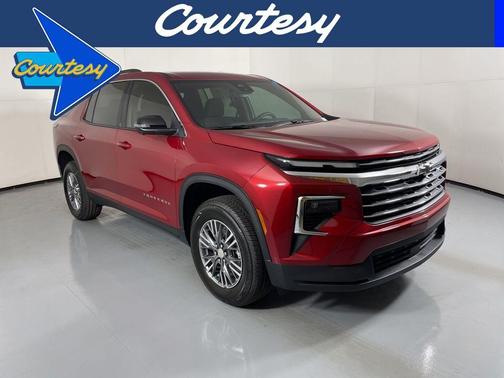 2025 Chevrolet Traverse LT