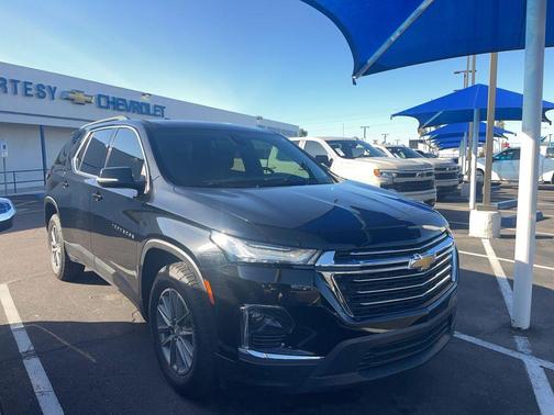 2022 Chevrolet Traverse LT Cloth