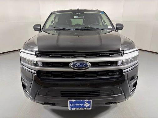 2022 Ford Expedition Max XLT