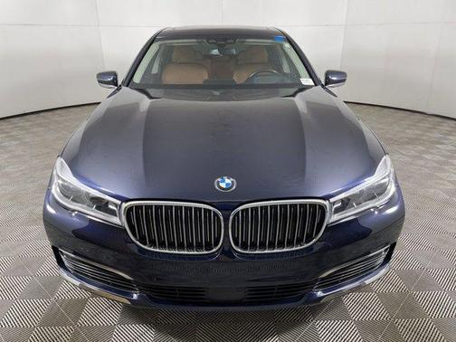 2018 BMW 750 i xDrive
