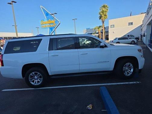 2019 Chevrolet Suburban LT