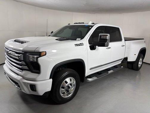 Summit White 2024 Chevrolet Silverado 3500 High Country