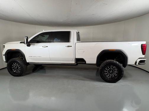 White Frost Tri-Coat 2024 GMC Sierra 3500 Denali Ultimate