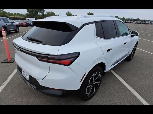 2025 Chevrolet Equinox EV LT