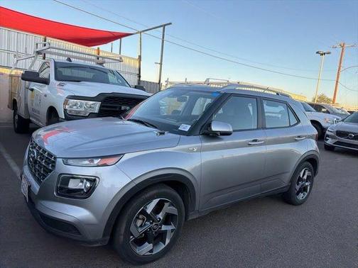 2023 Hyundai VENUE SEL