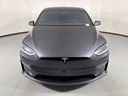 2025 Tesla Model X Base