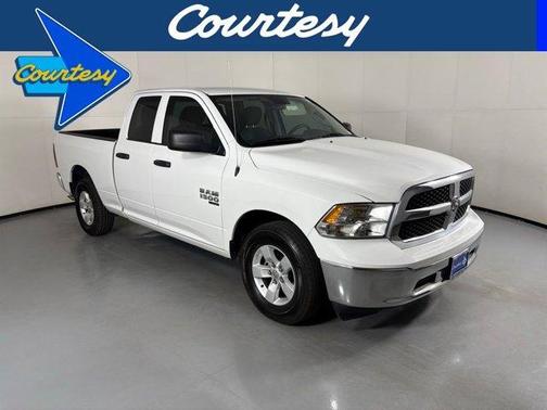 Bright White Clearcoat 2024 RAM 1500 Classic SLT