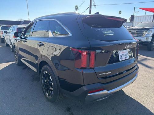 2024 Kia Sorento S