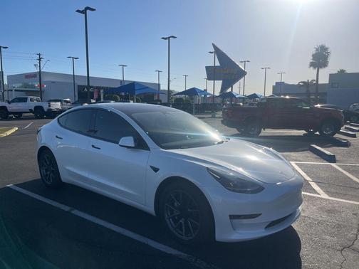 2023 Tesla Model 3 Base