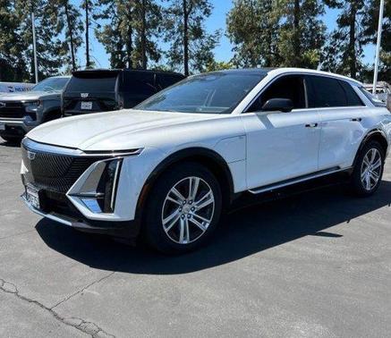 Crystal White 2024 Cadillac LYRIQ Tech