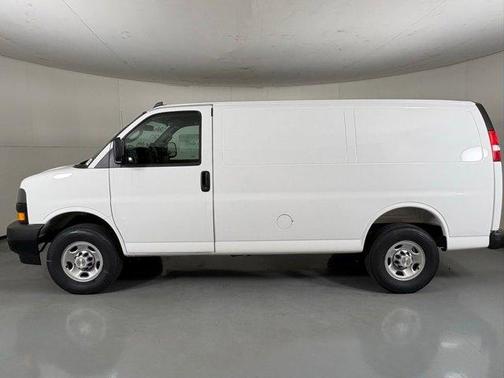 Summit White 2026 Chevrolet Express 2500 Work Van