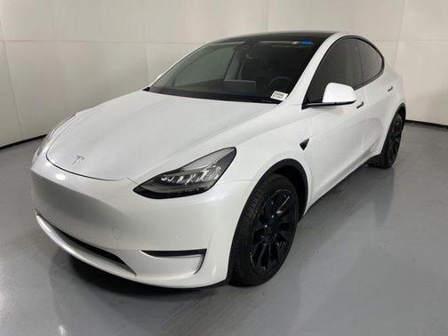 2022 Tesla Model Y Long Range