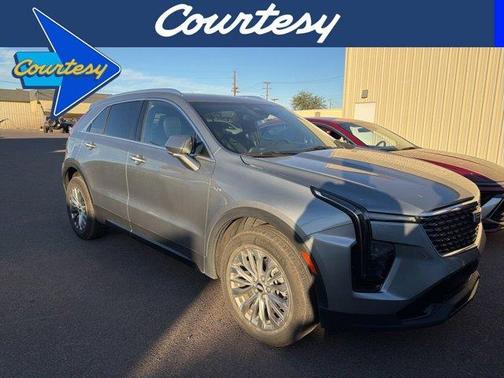 2024 Cadillac XT4 Premium Luxury