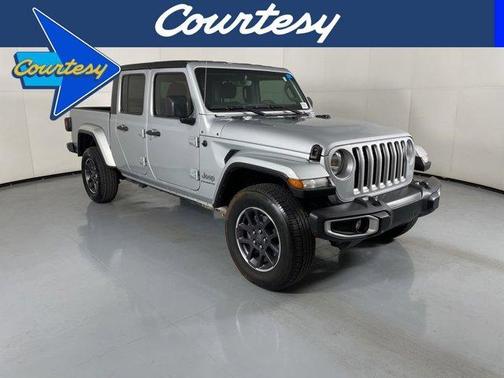 2023 Jeep Gladiator Overland