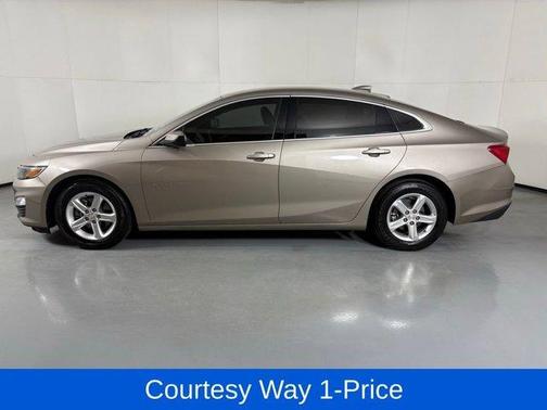Mineral Gray Metallic 2023 Chevrolet Malibu LT