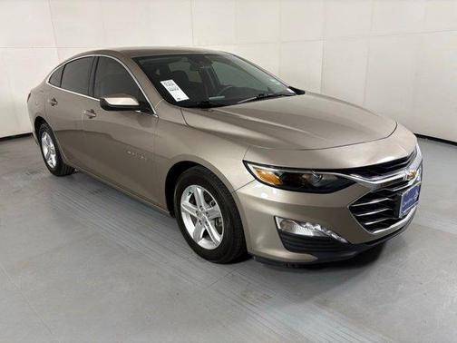 Mineral Gray Metallic 2023 Chevrolet Malibu LT