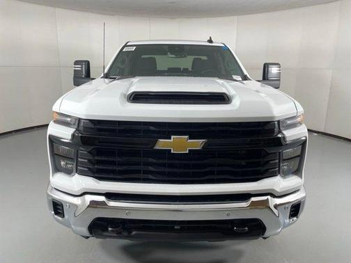 2026 Chevrolet Silverado 2500 WT