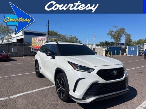 2021 Toyota Highlander XSE