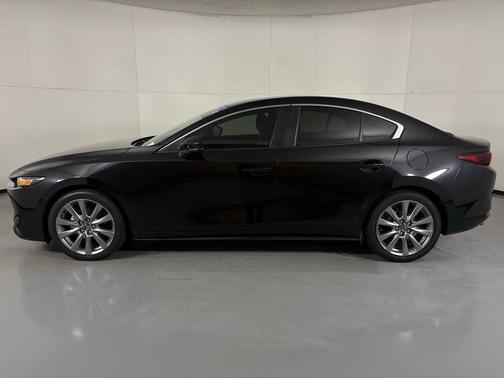 2025 Mazda Mazda3 FWD w/Preferred Package
