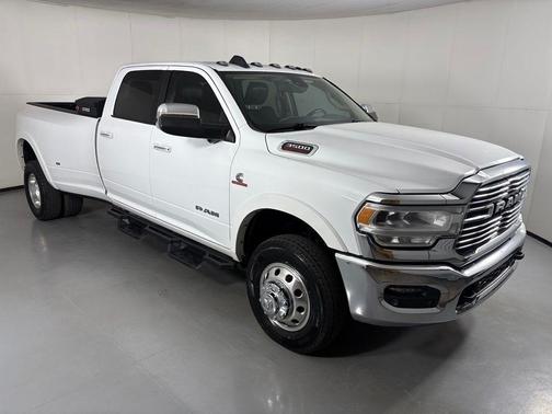 Bright White Clearcoat 2020 RAM 3500 Laramie