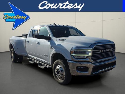 Bright White Clearcoat 2020 RAM 3500 Laramie