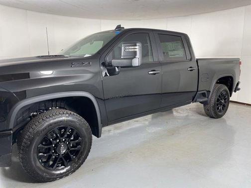 2025 Chevrolet Silverado 2500 Custom