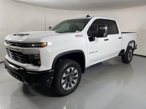 2026 Chevrolet Silverado 2500 Custom