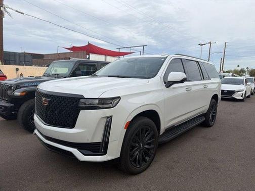 2022 Cadillac Escalade ESV Luxury