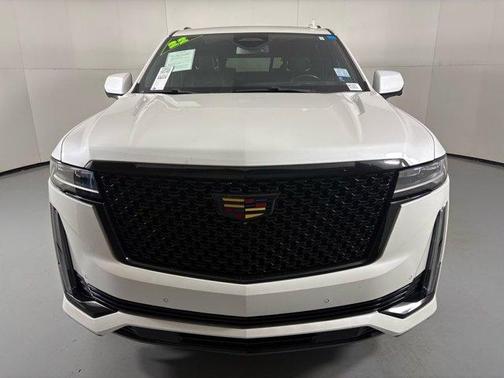 2022 Cadillac Escalade ESV Luxury