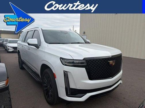 2022 Cadillac Escalade ESV Luxury