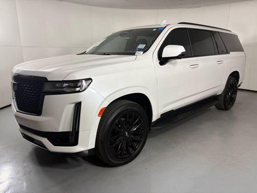 2022 Cadillac Escalade ESV Luxury