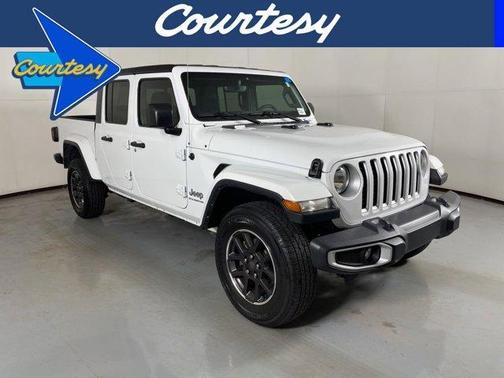 2023 Jeep Gladiator Overland
