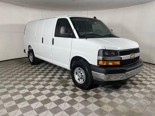 2025 Chevrolet Express 2500 Work Van