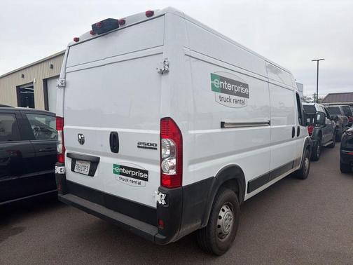 Bright White Clearcoat 2023 RAM ProMaster 2500 High Roof