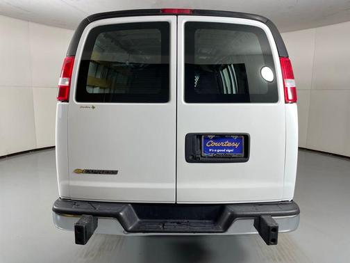 2022 Chevrolet Express 2500 Work Van