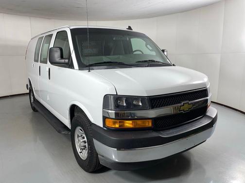2022 Chevrolet Express 2500 Work Van