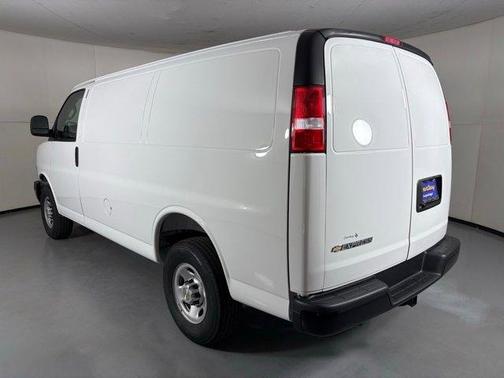 Summit White 2026 Chevrolet Express 2500 Work Van