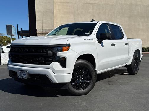 2022 Chevrolet Silverado 1500 Custom
