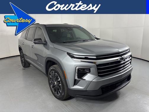 Sterling Gray Metallic 2026 Chevrolet Traverse LT