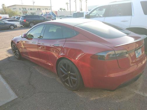 2021 Tesla Model S Plaid