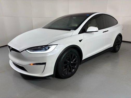 2022 Tesla Model X Plaid