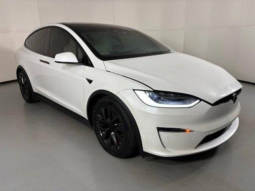 2022 Tesla Model X Plaid