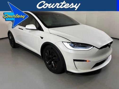 2022 Tesla Model X Plaid