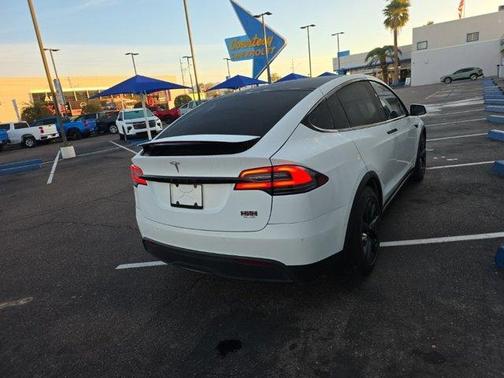 2022 Tesla Model X Plaid