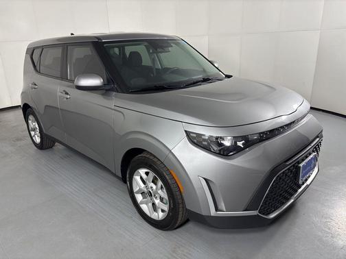 Steel Gray 2023 Kia Soul LX